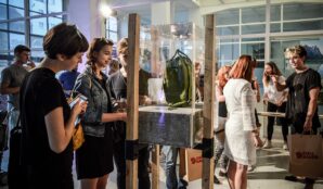 vystava_recyklace_batuzek_re_kanken