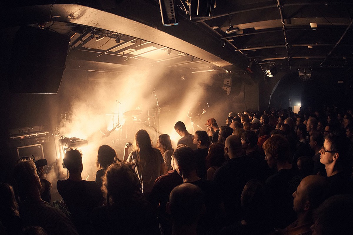 t-d-n-v-klubech-kabinet-m-z-samosebou-cz