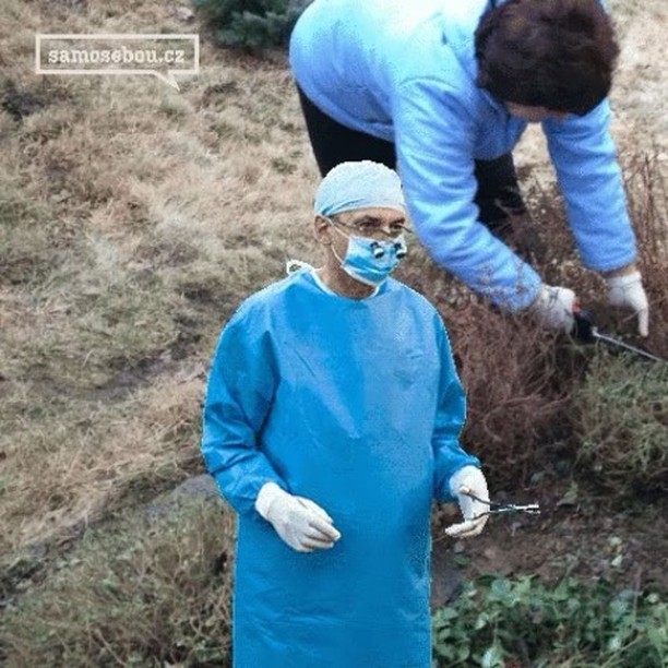 Dnešní práce na zahradě. ?? #NaSvemMiste #funny #video #mum #and #mr #doctor #garden #family #time #samosebou #samoseboutridim ?