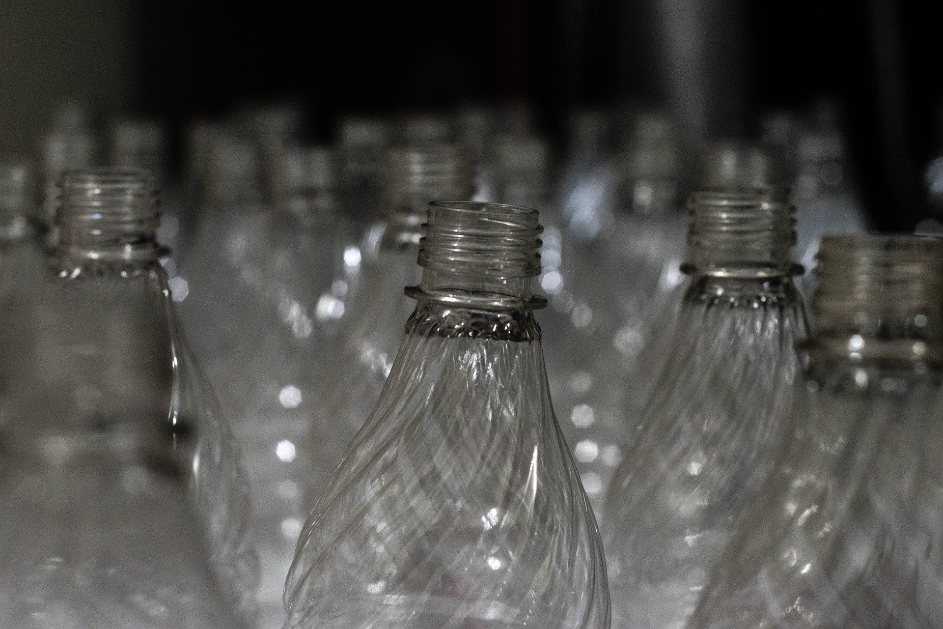 Jak se recyklují plastové lahve?
