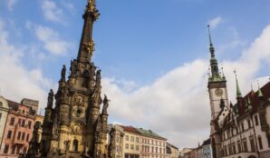 Olomouc_centrum_trideni_lavicky