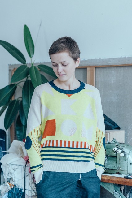 obleceni_autorka_recyklovany_material_czechdesigns