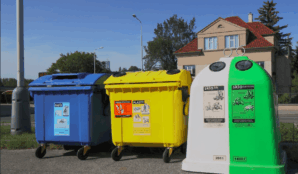 trideni_sklo_barevne_bile_lahev_kontejner