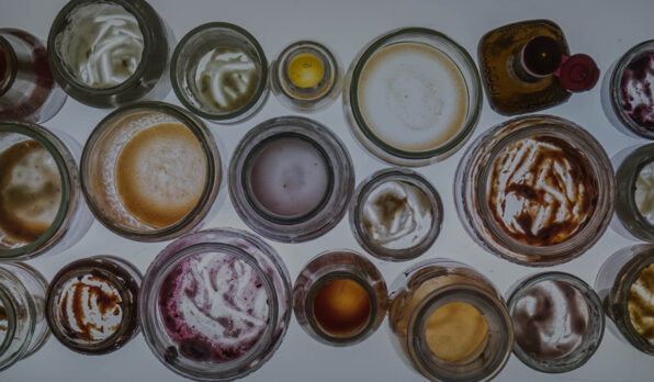 sklo_lahve_zavarovacky_nevymyte_trideni_recyklace