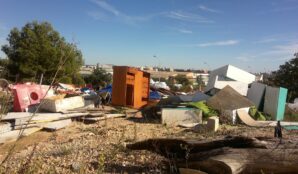 cerna_skladka_samosebou_odpad