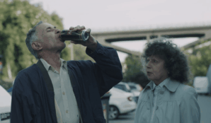 samosebou_kampan_kaja_dycky_tridim_kontejner_sedy_plechovka