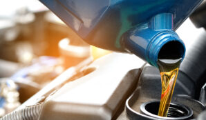 palivo_benzin_motor_ekonovinky_srpen