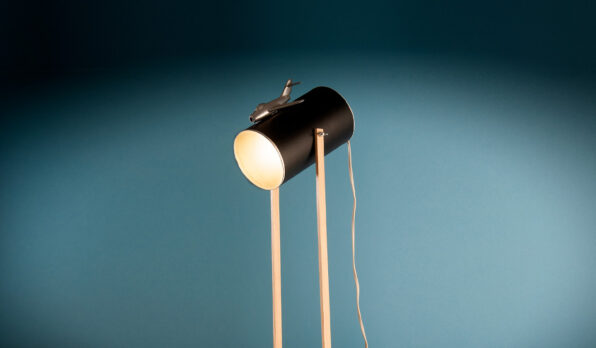 lampa_papirovy_tubus_karton_upcyklace_svetlo