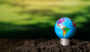 zarovka_globus_zeme_hlinka_napad